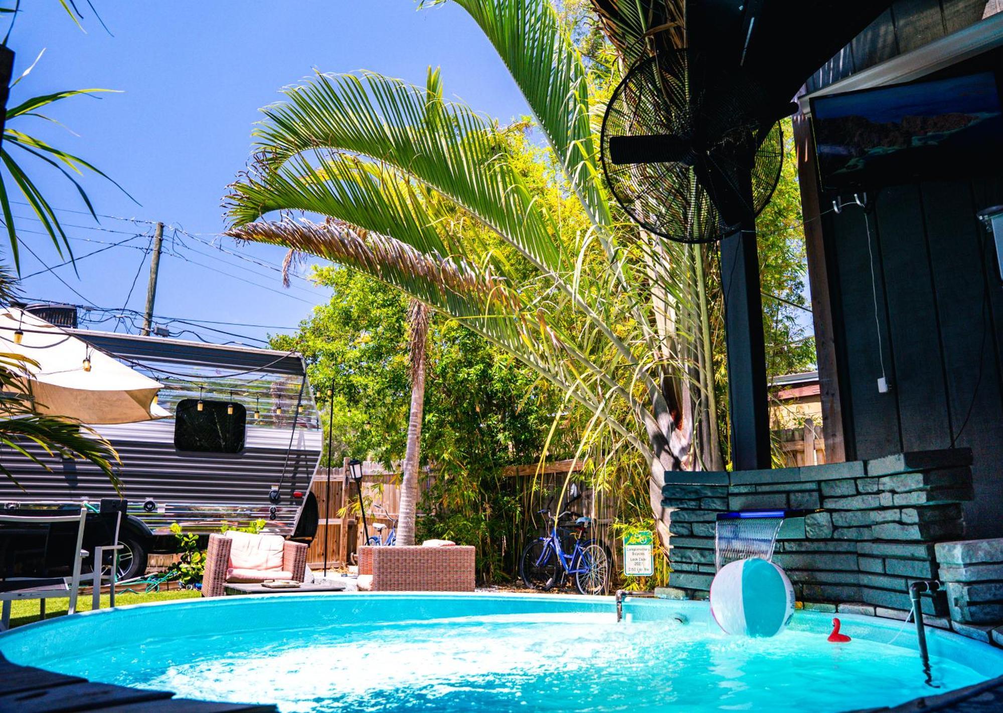 World Solo Travel'S Welcomed At St Pete Home 세인트피터즈버그 외부 사진